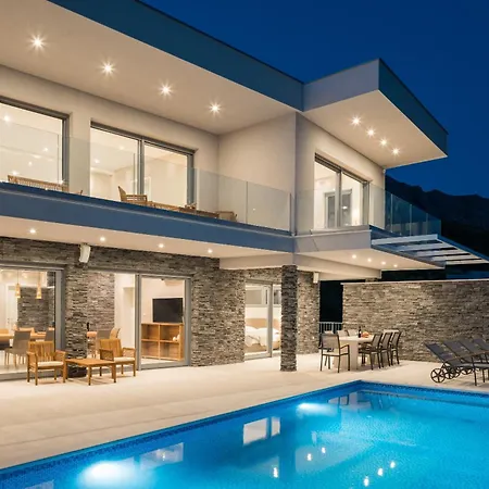 Krilo * Jesenice (Split-Dalmatia)